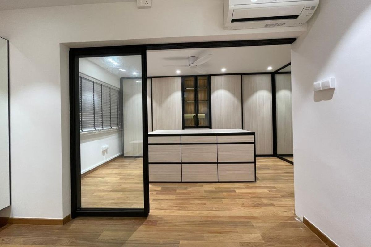 Walk-In vs Built-In Closet: What Storage Solutions Fits Your Space